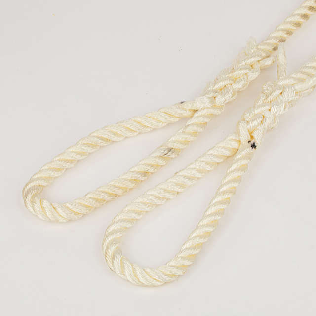 Cubierta de poliéster 3 Strand Sintético Nylon Cuerda de remolque marina para amarre offshore